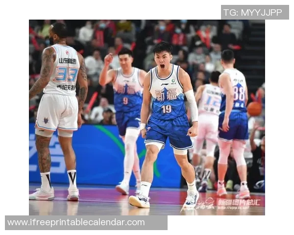 辽宁男篮迎战新疆队常规赛巅峰对决谁能笑到最后